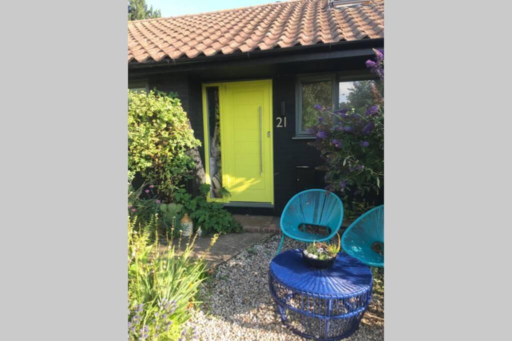 The Yellow Door Whitstable - Peaceful Retreat Close To Beach Eksteriør billede