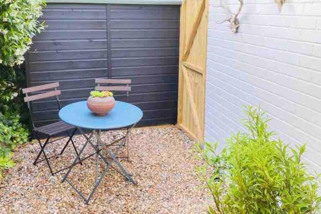 The Yellow Door Whitstable - Peaceful Retreat Close To Beach Eksteriør billede