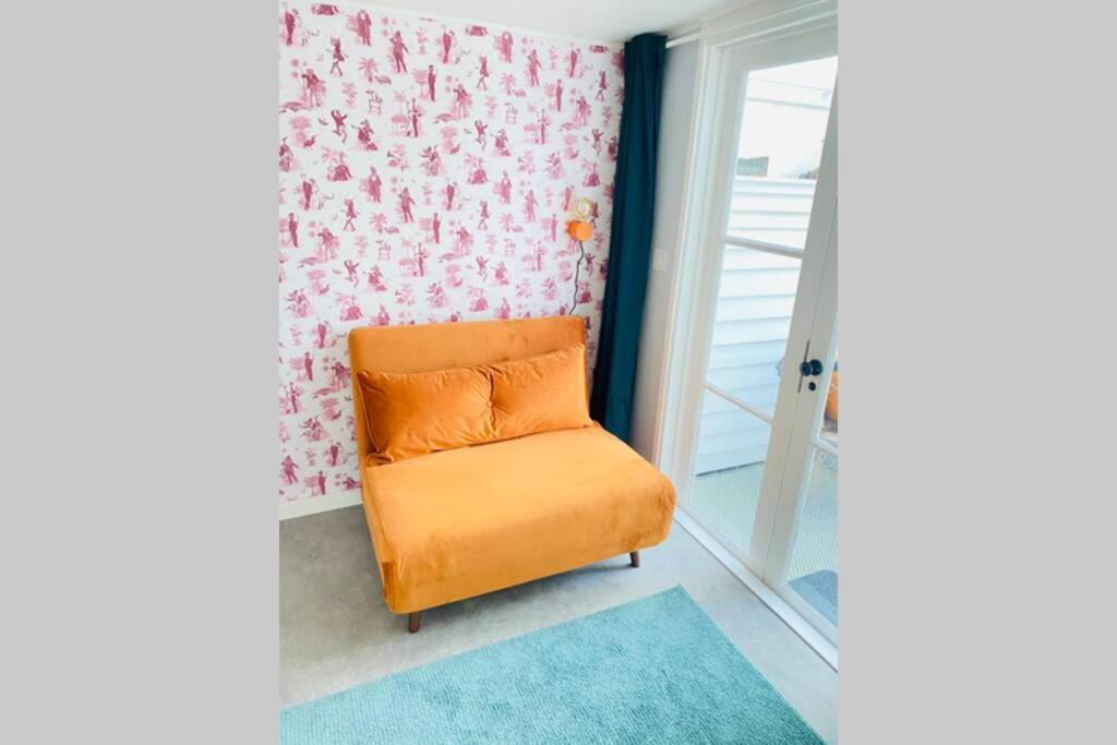 The Yellow Door Whitstable - Peaceful Retreat Close To Beach Eksteriør billede